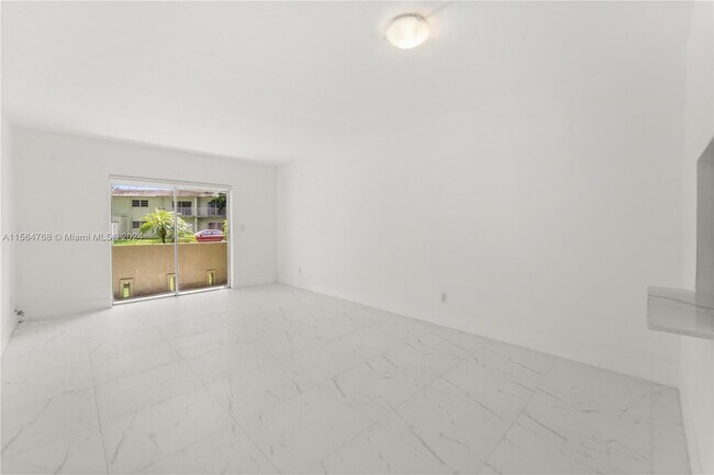 Building Photo - 7505 SW 82nd St