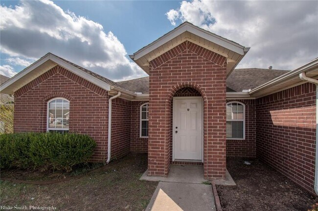 Foto del edificio - 3707 SW Carriageway Ave