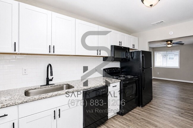 Interior Photo - 359-371 Lanier St NW, Atlanta, GA 30318