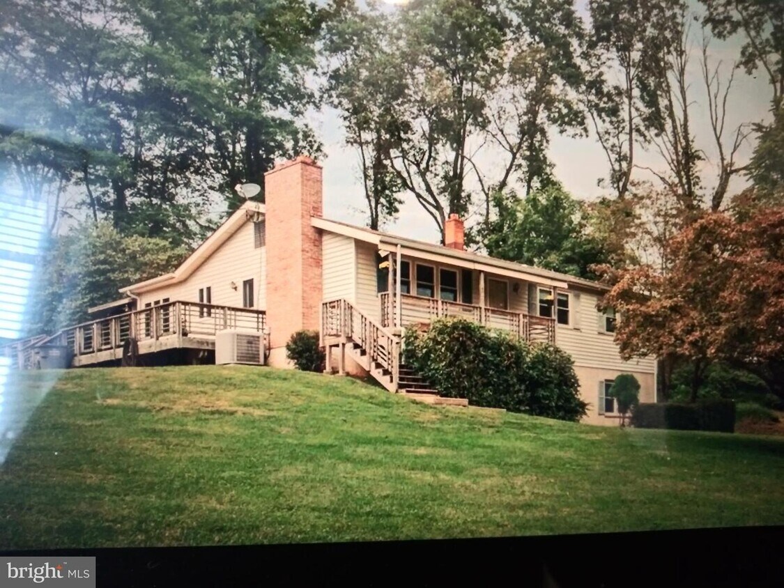 Primary Photo - 224 Millard Rd