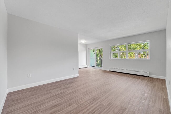 Building Photo - Huron Gardens Apartments