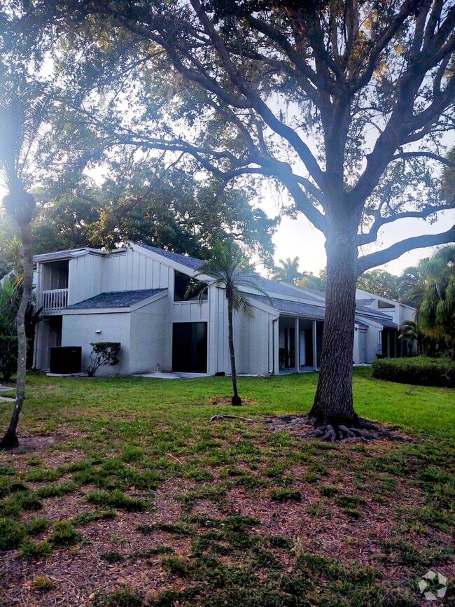 Downtown Sarasota Loft Apartments for Rent Sarasota, FL 1 Rentals