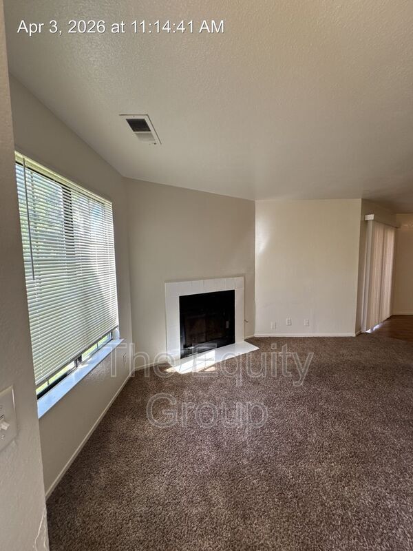 Building Photo - 4220 W Cypress Ave