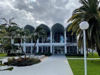 Foto del edificio - 486 NW 165th St