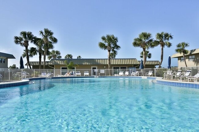 Foto del edificio - Intracoastal 2 bed/ 2 ba condo with lots o...