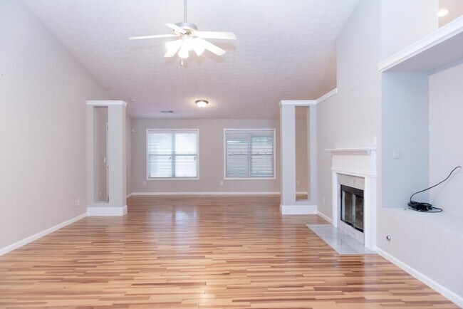 Foto del edificio - 1159 Simonton Glen Way SE