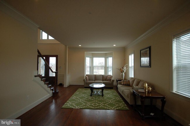 Building Photo - 5115 Honey Locust Ct