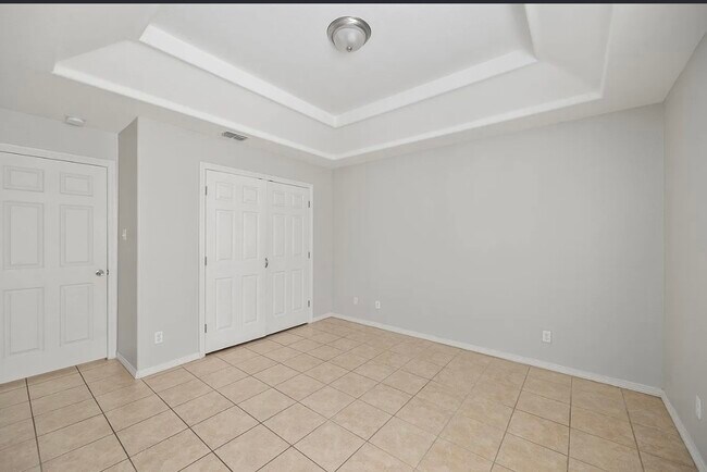 Foto del edificio - 1224 W Harrison Ave