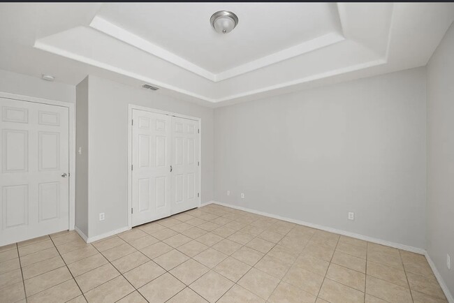 Building Photo - 1224 W Harrison Ave