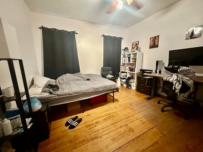 Foto del edificio - 166 Magazine St