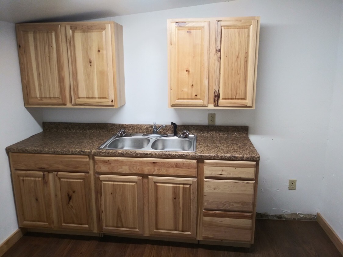 3289 S Main St Unit 5, Sandy Lake, PA 16145 3289 S Main St Sandy Lake