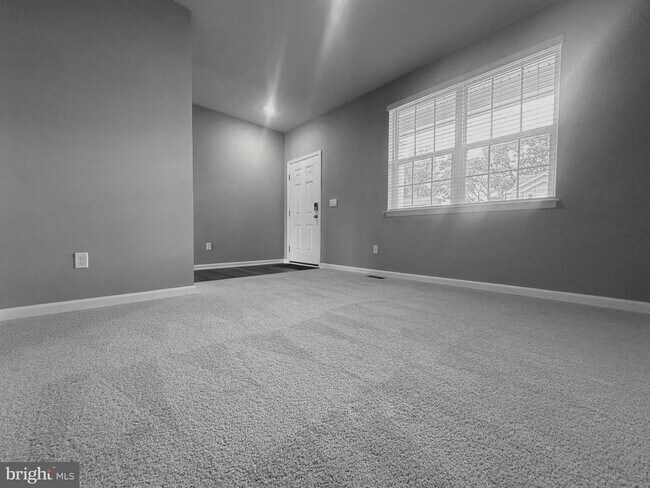 Foto del edificio - 328 Gatehouse Pl