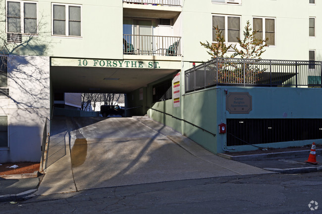 Building Photo - Carter Heights