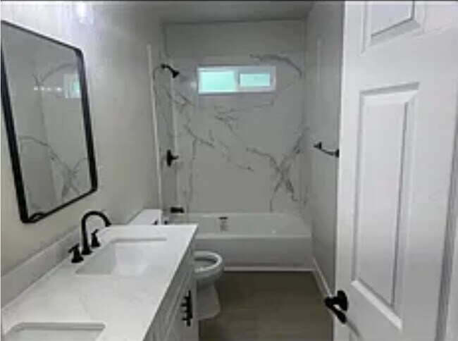 Foto del edificio - 3138 San Diego Way