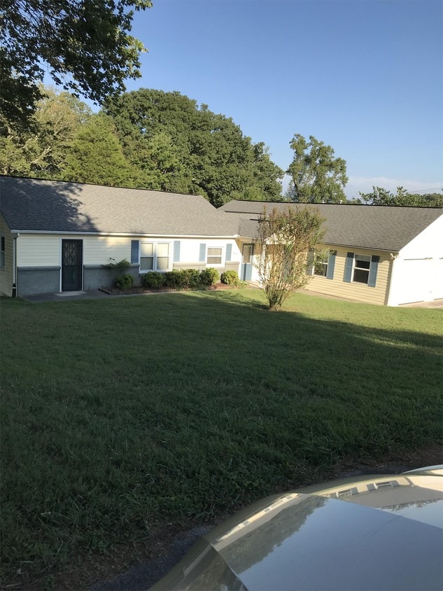 Primary Photo - 7926 Hill Rd