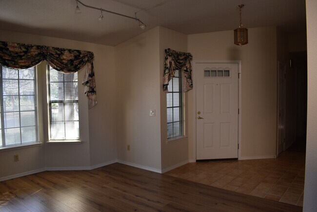 Entrance - 8178 Devon Park Ct