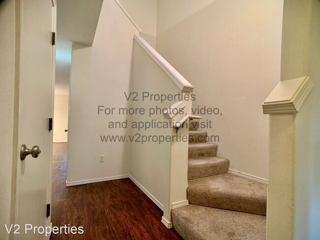 Foto del edificio - 3 br, 1.5 bath House - 11919 SE Schiller St