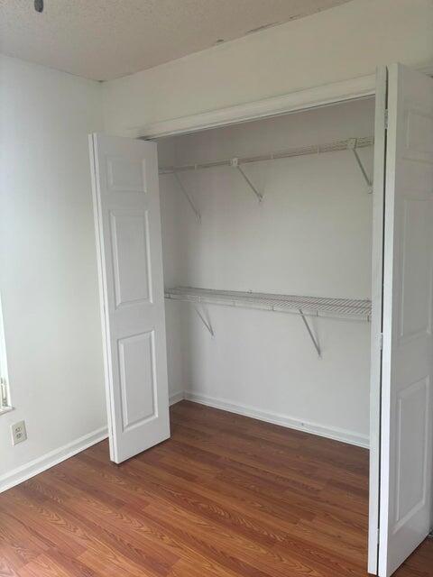 Foto del edificio - 650 Toxaway Dr