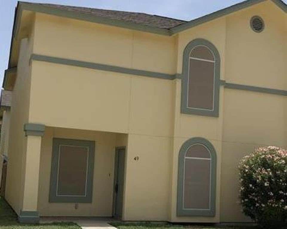 Primary Photo - 1000 Ranchway Dr