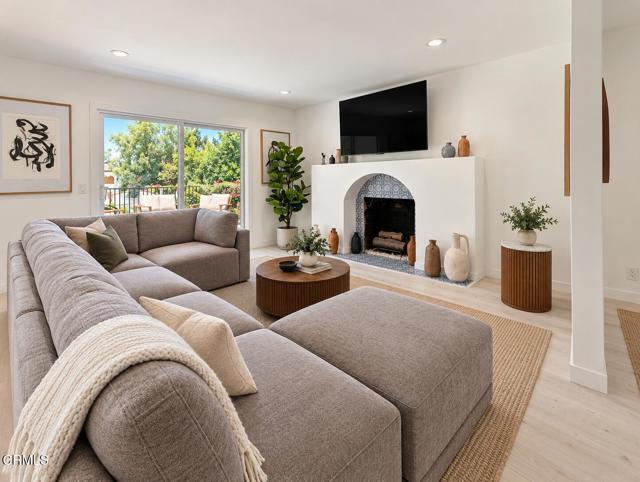 Foto del edificio - 10332 Woodbridge St