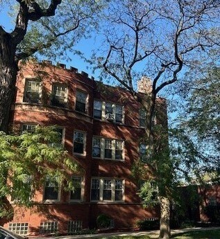 Primary Photo - 2102-2104 E 82nd St
