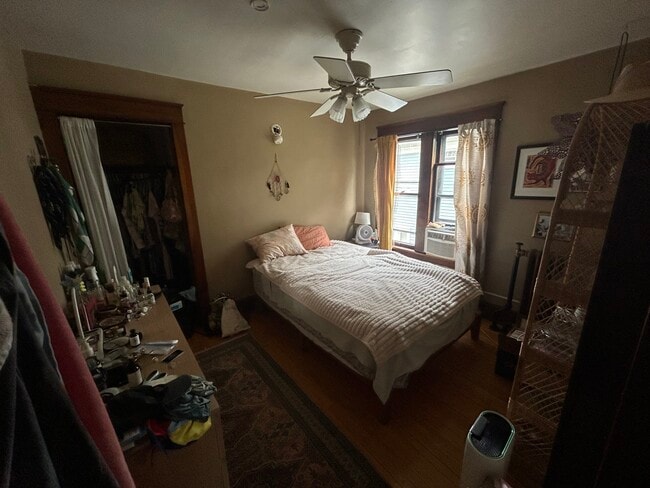 Bedroom - 1696 Marshall Ave