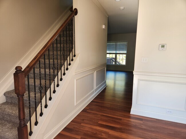 Foto del edificio - 16613 Rockcrest View Ln