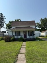 Building Photo - 205 E Park St