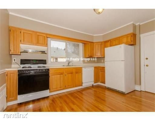 Primary Photo - 2 br, 1.5 bath Apartment - 62 Cloverdale Rd