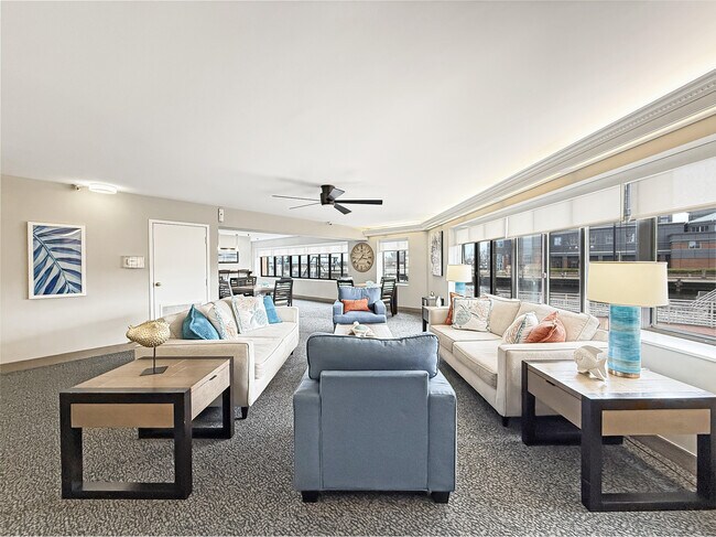 Foto del edificio - Harbor Tower Apartments