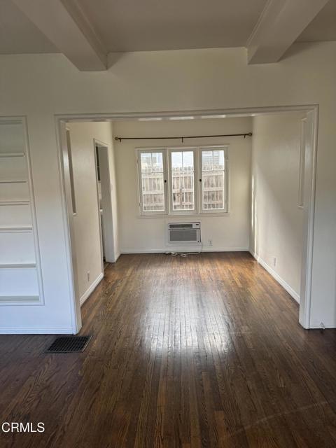 Foto del edificio - 2084 E Washington Blvd