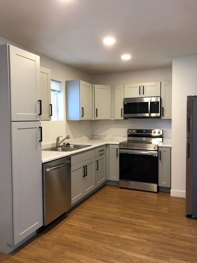 Foto del edificio - 307 E Jefferson St