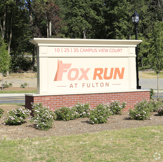 Signage - Fox Run at Fulton