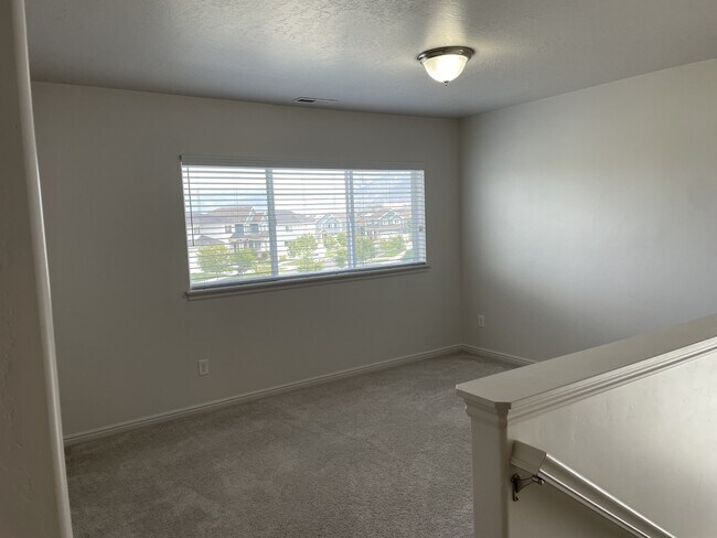 Building Photo - 1031 Molly Pitcher Cir