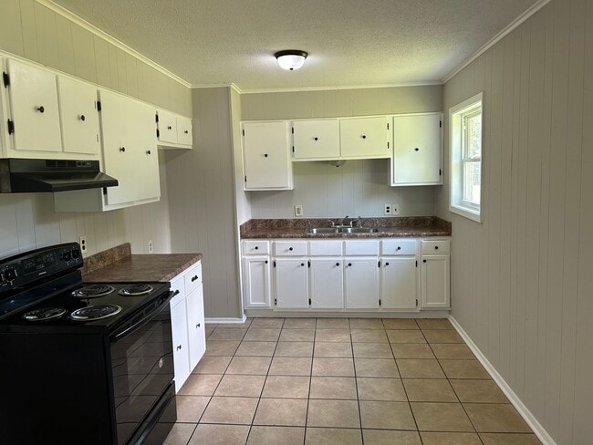 Building Photo - 106 Normandy Ave