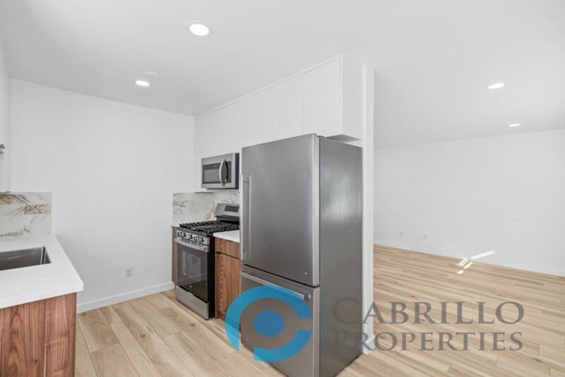 Foto principal - 4669 34th St