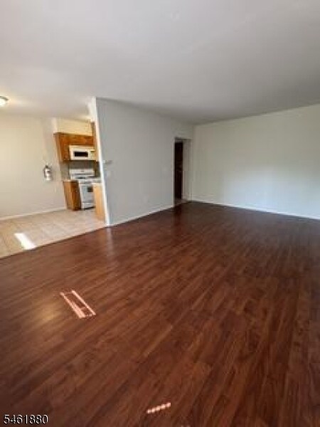 Building Photo - 270 Bloomfield Ave