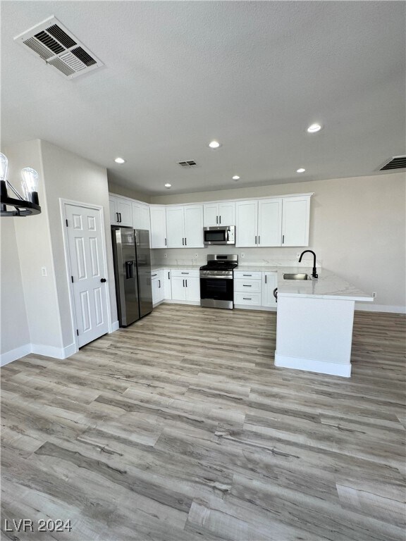 Building Photo - 10004 Bonterra Ave