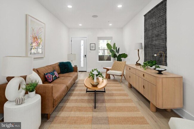 Foto del edificio - 655 Morton Pl NE