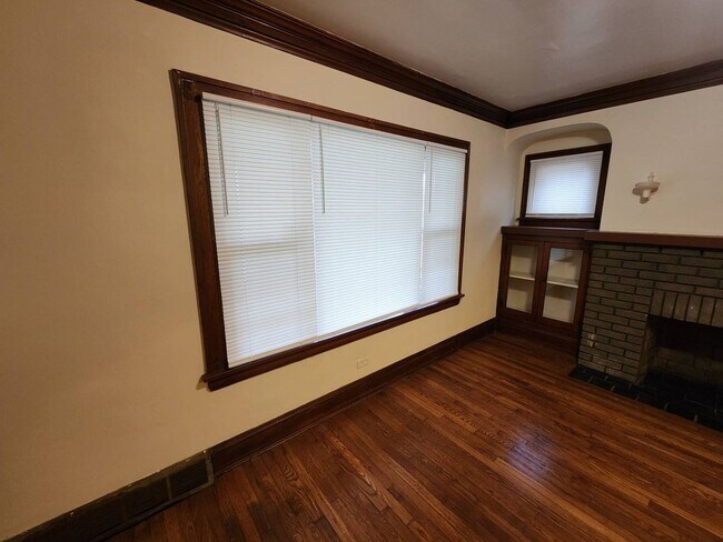 Foto del edificio - 3640 E 138th St