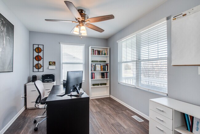 Foto del edificio - 217 Kristen St