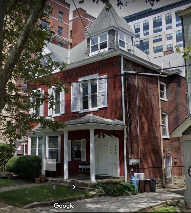 Foto del edificio - 286 N Bellefield Ave