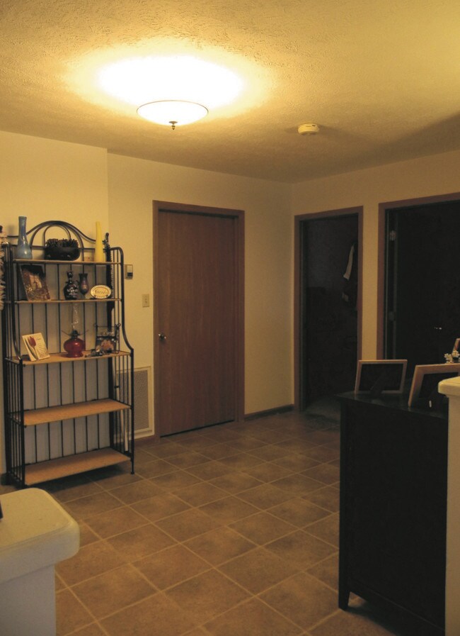 Mountain Valley Properties Marion Apartments Marion, IL