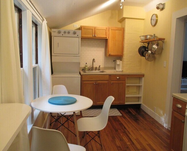 Foto del edificio - 38 Berkley St