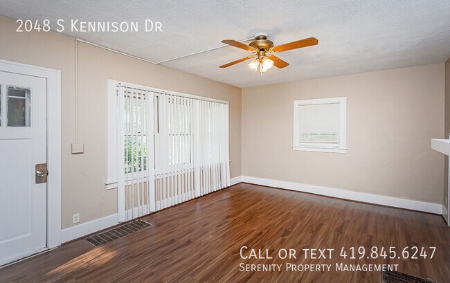 Foto del edificio - 2048 S Kennison Dr