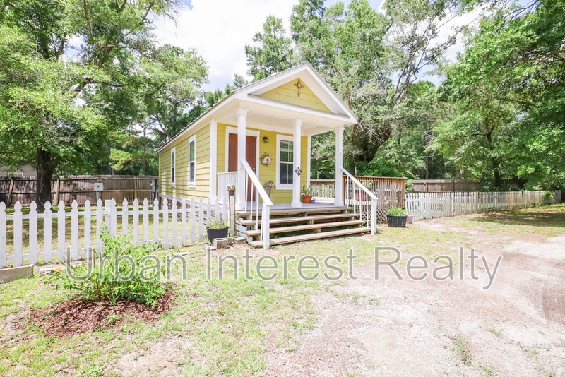 Primary Photo - 161 Caswell Branch Rd
