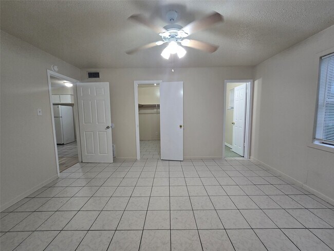 Foto del edificio - 3714 Ave S