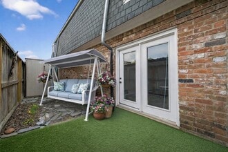 Building Photo - 9029 Gaylord Dr