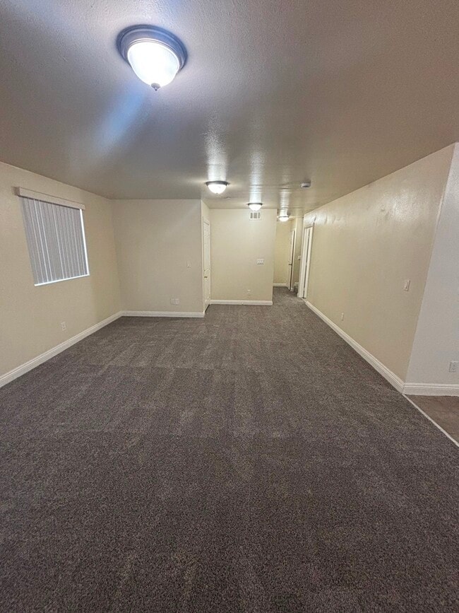 Foto del edificio - 160 W 52nd St