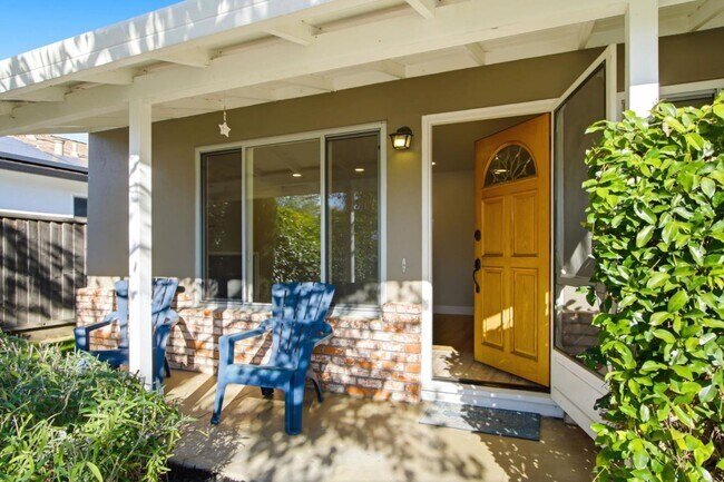 Building Photo - 2682 Coit Dr